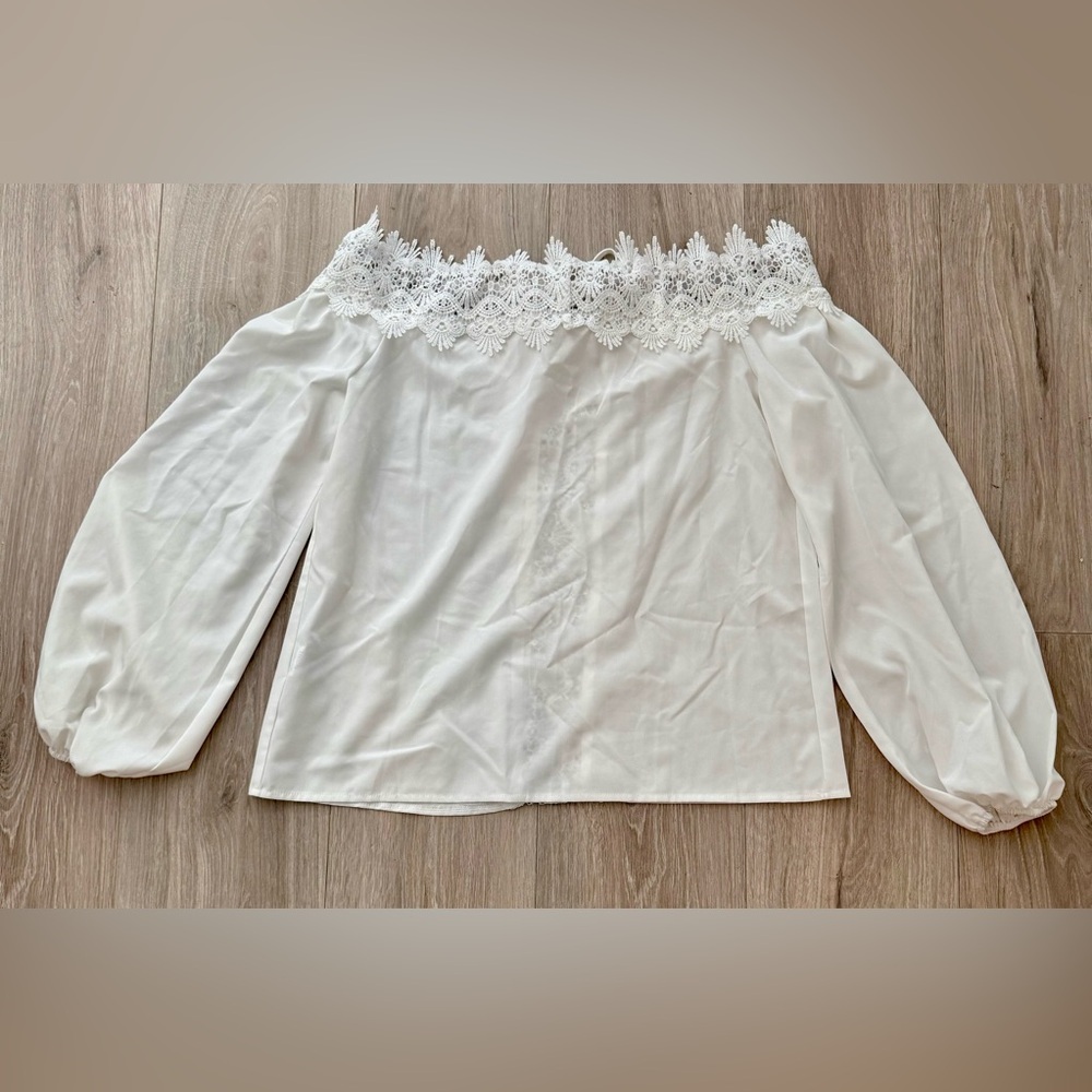 White Blouse - Picture 3 of 5